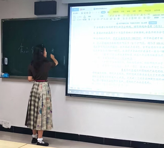 南宫体育